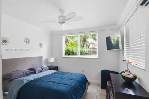 6133 SW 44th Terrace Miami FL 33155