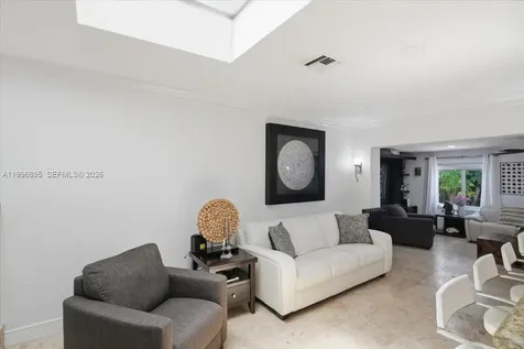 6133 SW 44th Terrace Miami FL 33155