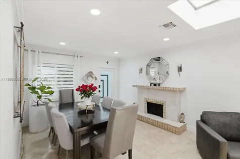 6133 SW 44th Terrace Miami FL 33155