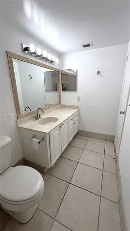 711 N Pine Island Road Plantation FL 33324