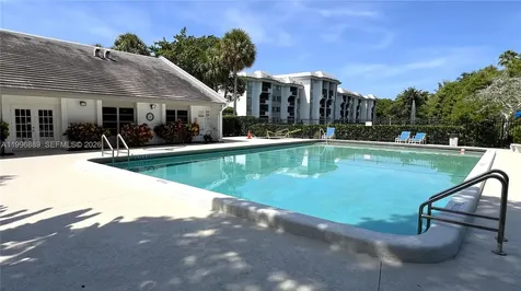 711 N Pine Island Road Plantation FL 33324