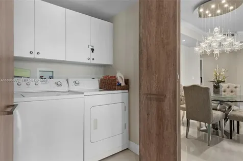 848 Brickell Key Drive Miami FL 33131