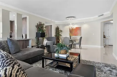 848 Brickell Key Drive Miami FL 33131