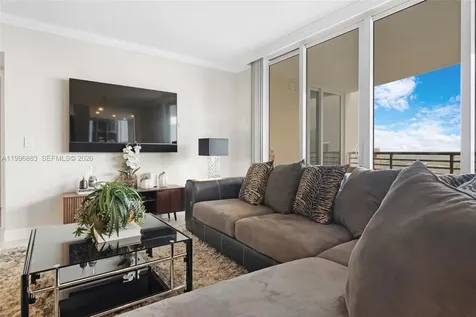 848 Brickell Key Drive Miami FL 33131