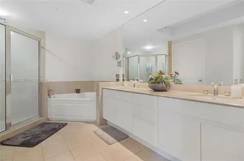 848 Brickell Key Drive Miami FL 33131
