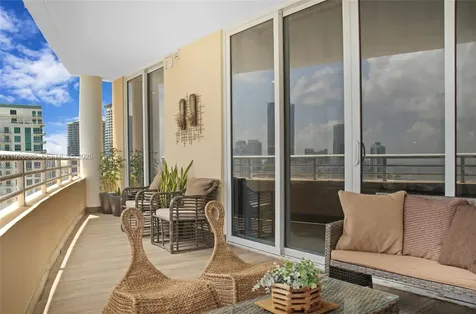 848 Brickell Key Drive Miami FL 33131