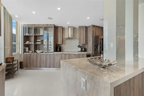 848 Brickell Key Drive Miami FL 33131