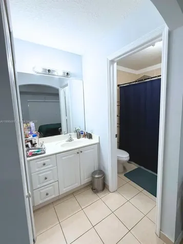 22711 SW 88th Place Cutler Bay FL 33190