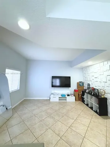 22711 SW 88th Place Cutler Bay FL 33190