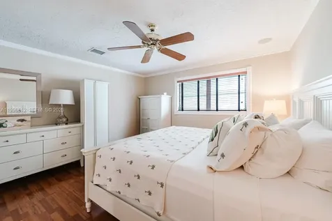 3090 NE 48th Street Fort Lauderdale FL 33308