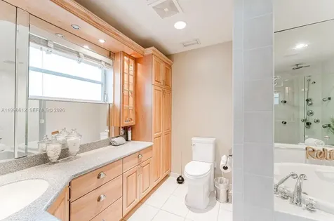 3090 NE 48th Street Fort Lauderdale FL 33308