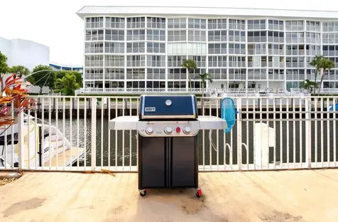 3090 NE 48th Street Fort Lauderdale FL 33308