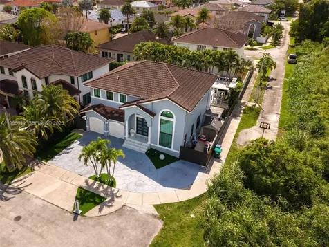 3002 SW 147th Court Miami FL 33185