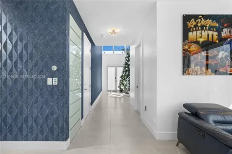 9830 NW 74th Terrace Doral FL 33178