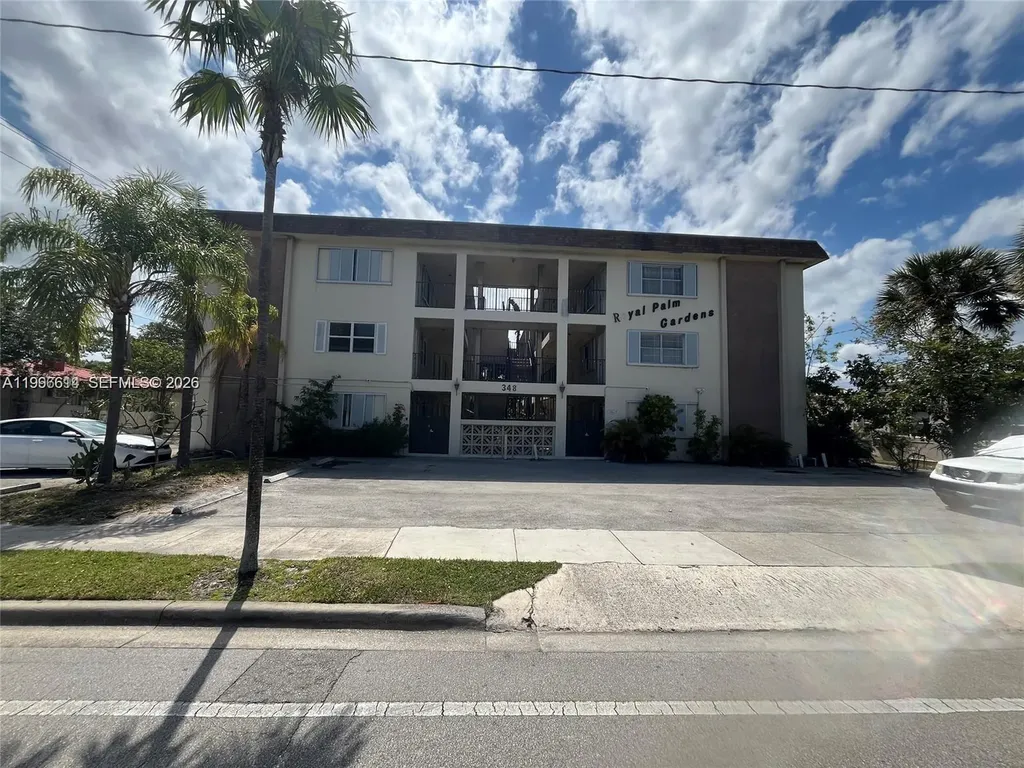 348 S Federal Highway Dania Beach FL 33004