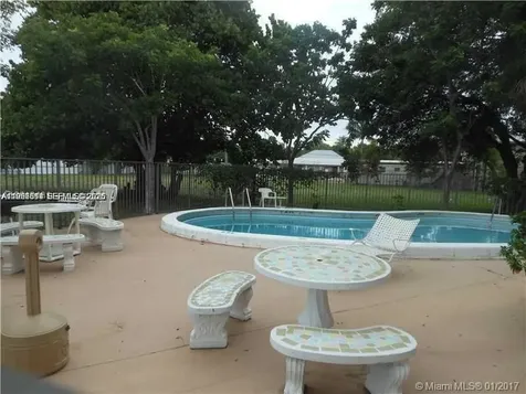 348 S Federal Highway Dania Beach FL 33004