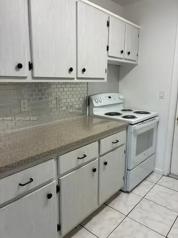 348 S Federal Highway Dania Beach FL 33004