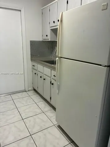348 S Federal Highway Dania Beach FL 33004