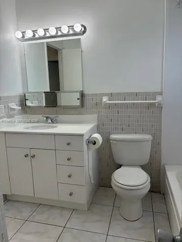 348 S Federal Highway Dania Beach FL 33004