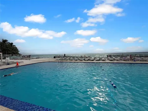 19201 Collins Avenue Sunny Isles Beach FL 33160