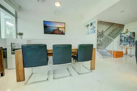 1577 Bay Road Miami Beach FL 33139
