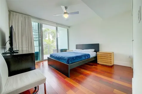 1577 Bay Road Miami Beach FL 33139