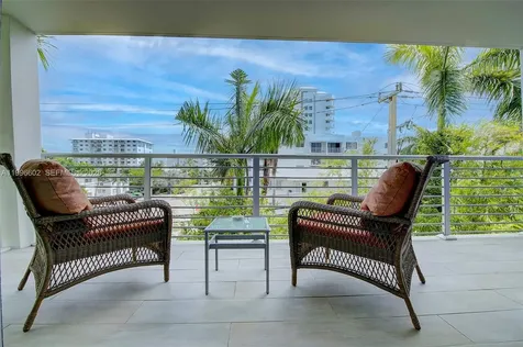 1577 Bay Road Miami Beach FL 33139