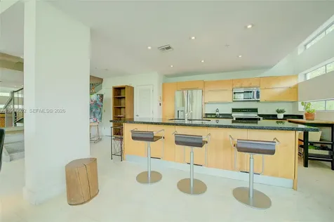 1577 Bay Road Miami Beach FL 33139