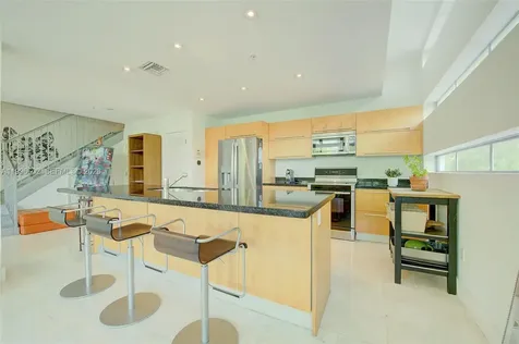 1577 Bay Road Miami Beach FL 33139