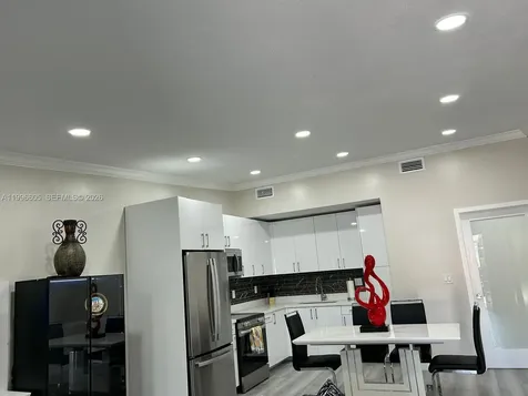 9922 SW 2nd Street Miami FL 33174