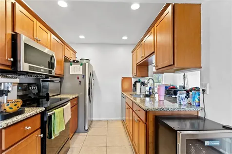 7690 SW 7th Court North Lauderdale FL 33068