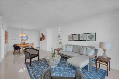 2501 S Ocean Drive Hollywood FL 33019