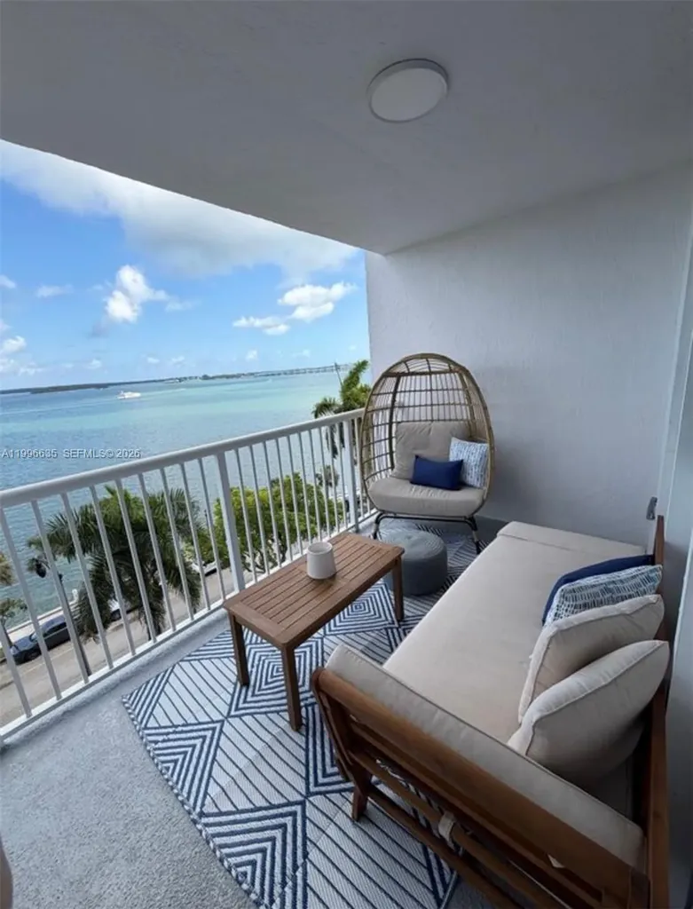 1420 Brickell Bay Drive Miami FL 33131