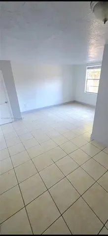 1805 W 56th Street Hialeah FL 33012