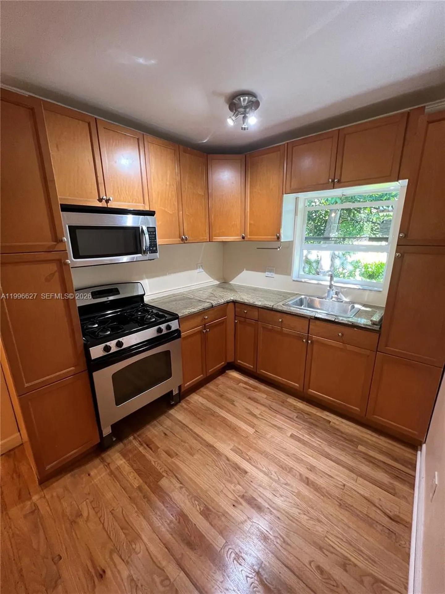 115 NE 14th Avenue Fort Lauderdale FL 33301