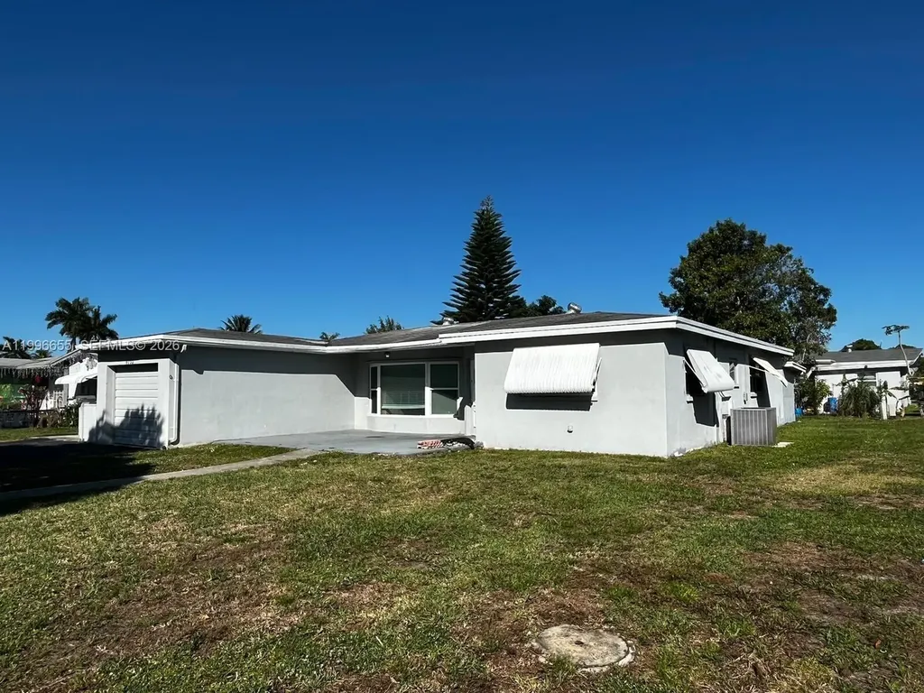 4753 NW 41st Street Lauderdale Lakes FL 33319