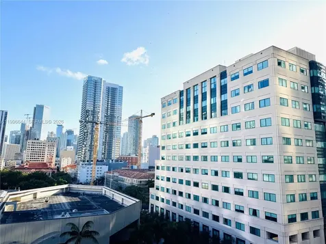 121 NE 5 Street Miami FL 33132