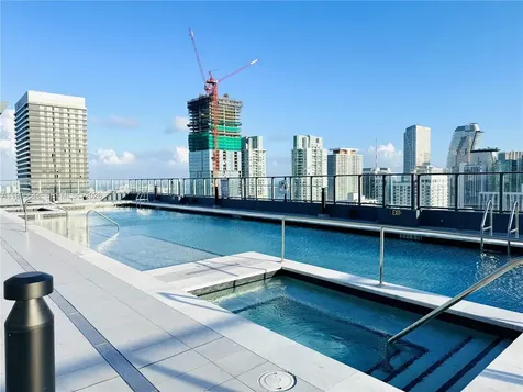 121 NE 5 Street Miami FL 33132
