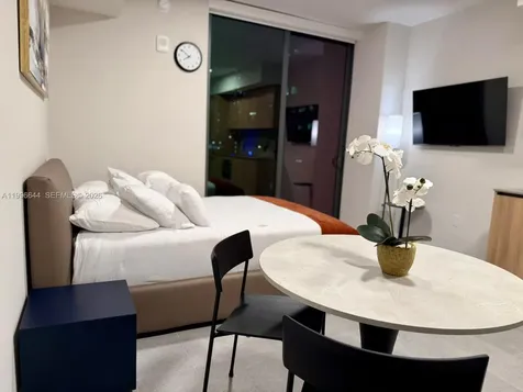 121 NE 5 Street Miami FL 33132