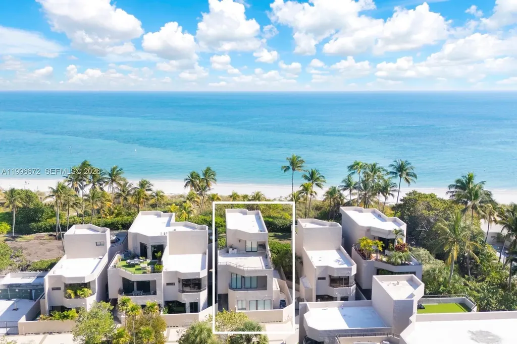 201 Crandon Boulevard Key Biscayne FL 33149