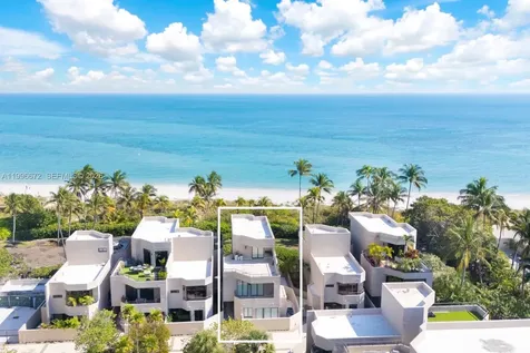 201 Crandon Boulevard Key Biscayne FL 33149