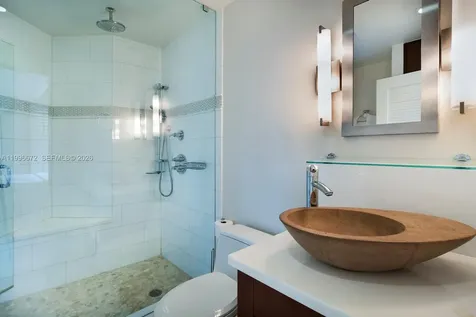201 Crandon Boulevard Key Biscayne FL 33149