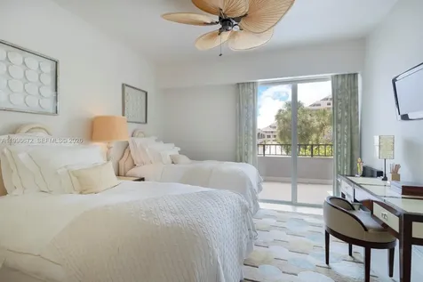 201 Crandon Boulevard Key Biscayne FL 33149