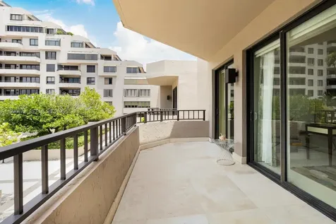 201 Crandon Boulevard Key Biscayne FL 33149