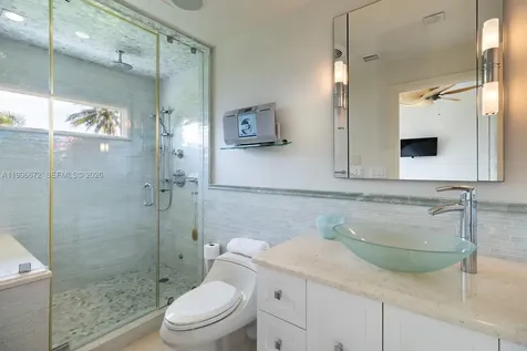 201 Crandon Boulevard Key Biscayne FL 33149