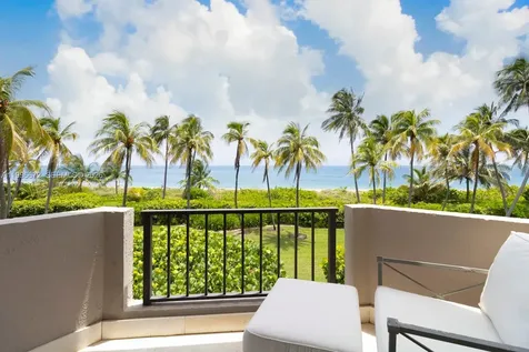 201 Crandon Boulevard Key Biscayne FL 33149
