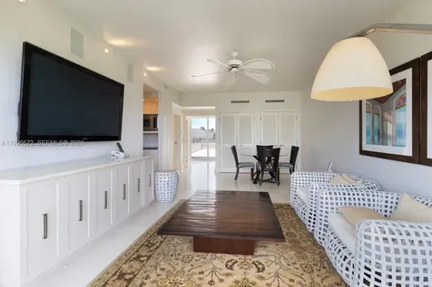 201 Crandon Boulevard Key Biscayne FL 33149
