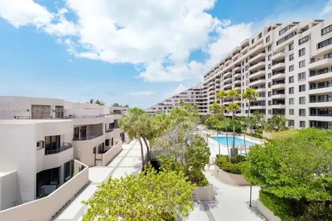 201 Crandon Boulevard Key Biscayne FL 33149