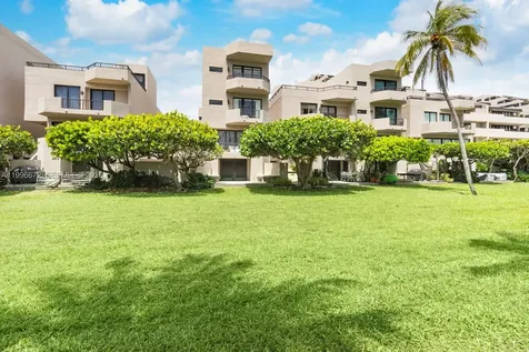 201 Crandon Boulevard Key Biscayne FL 33149