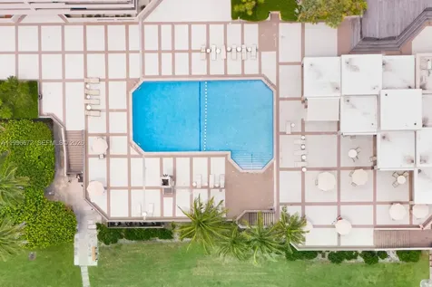 201 Crandon Boulevard Key Biscayne FL 33149